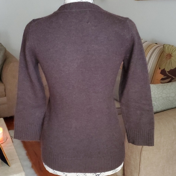 Sweater (gently worn) - Picture 3 of 4